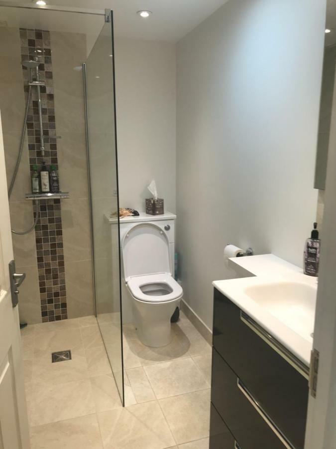 A Secluded Self Contained Country Suite With A View - Parking, Easy Access To Bath كورشام المظهر الخارجي الصورة